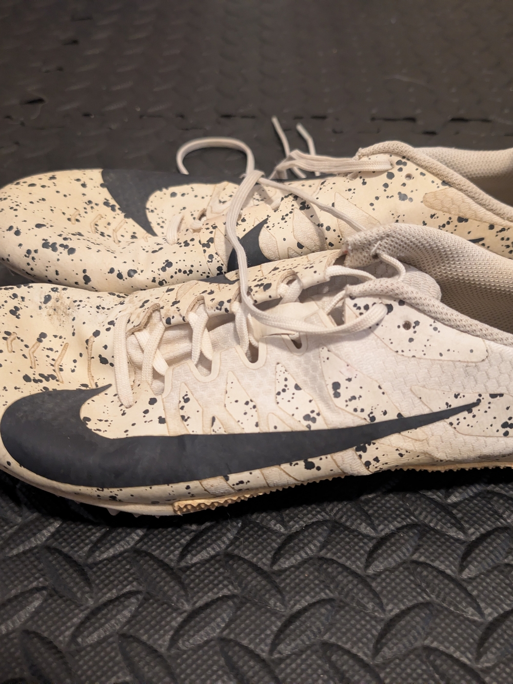 Nike Men’s Zoom S9 Track Cleats With Spatter Design
